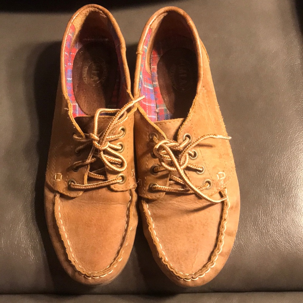 MIA shoes Women’s Oxford lace-up loafers.Genuine authentic vintage shoes 7M